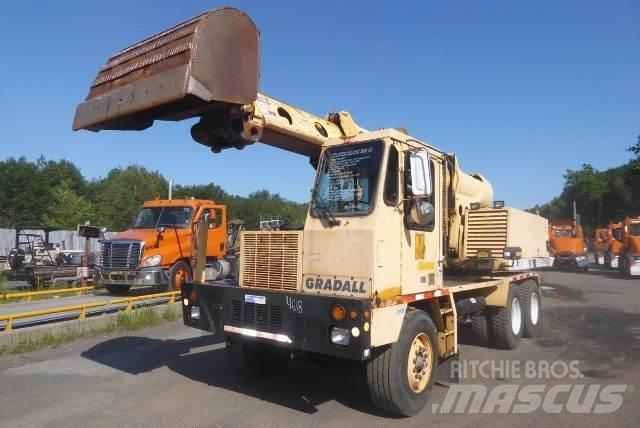 Gradall XL4100 Pásové rýpadlá