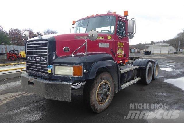 Mack CL713 Nákladné vozidlá bez nadstavby