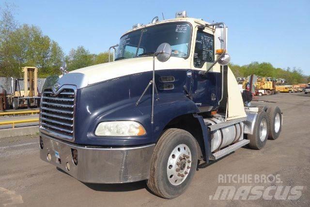 Mack CXN613 Nákladné vozidlá bez nadstavby