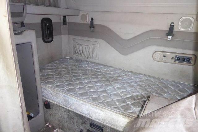 Mack CXN613 Ťahače