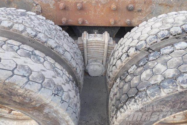 Mack MR688S Nákladné vozidlá bez nadstavby
