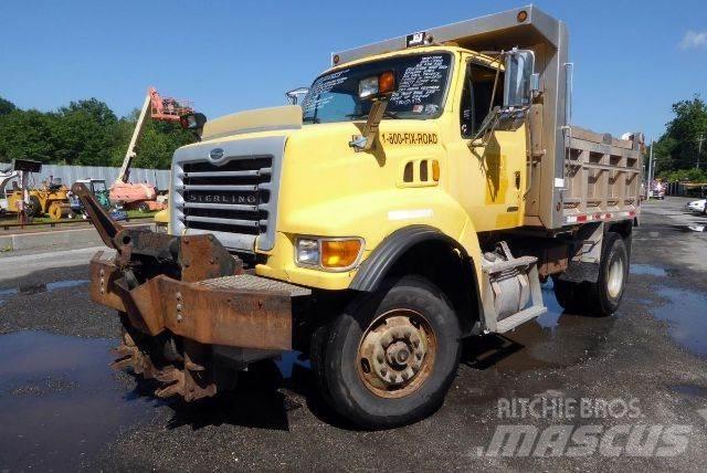 Sterling L8500 Sklápače