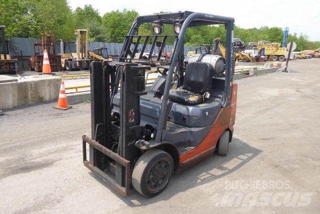Toyota 7FGCU25 Iné