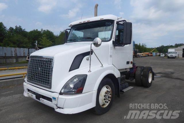 Volvo VNL42T Nákladné vozidlá bez nadstavby