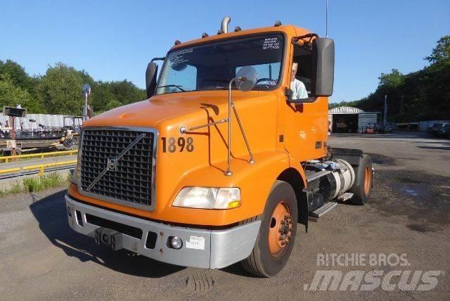 Volvo VNM42T Nákladné vozidlá bez nadstavby