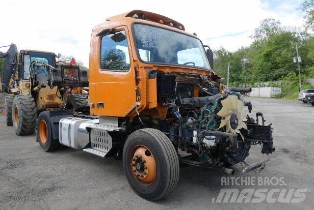 Volvo VNM42T Nákladné vozidlá bez nadstavby