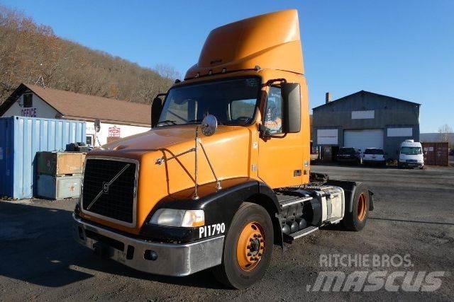 Volvo VNM42T Nákladné vozidlá bez nadstavby