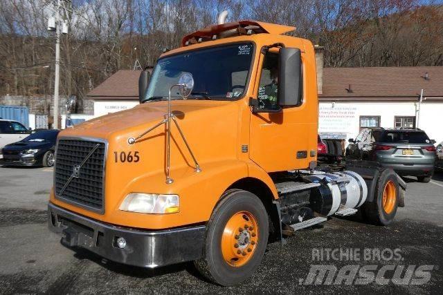Volvo VNM42T Nákladné vozidlá bez nadstavby