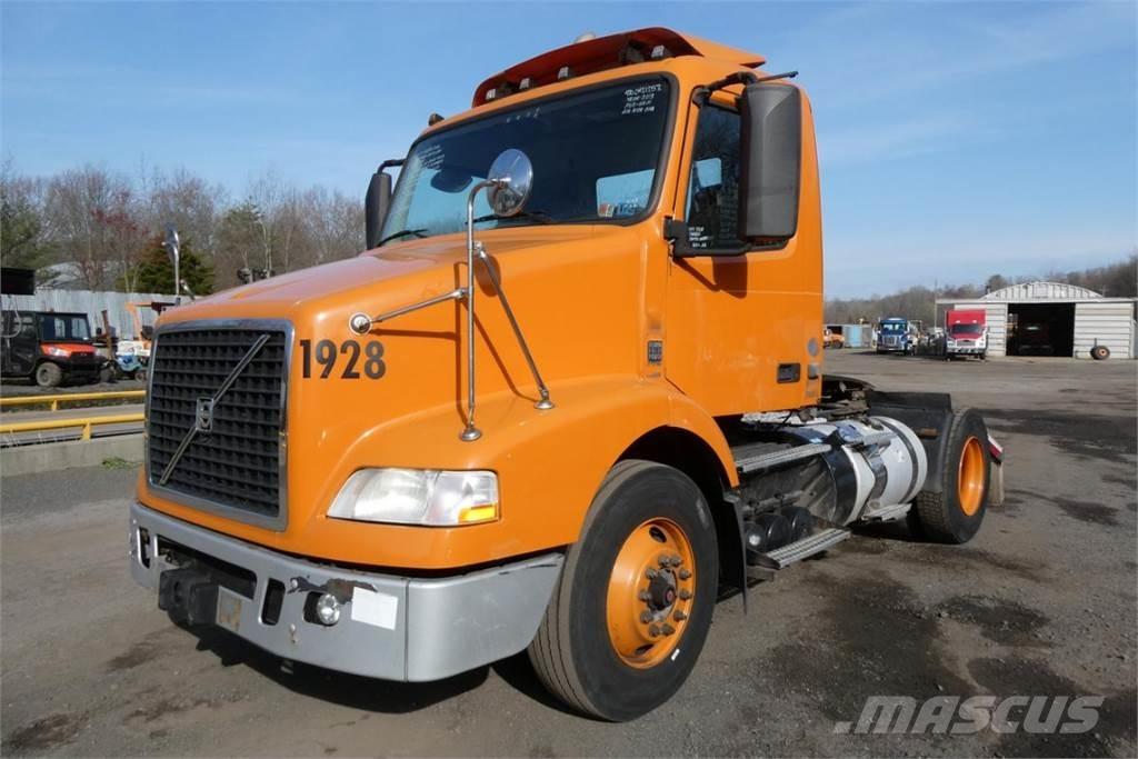 Volvo VNM42T Nákladné vozidlá bez nadstavby
