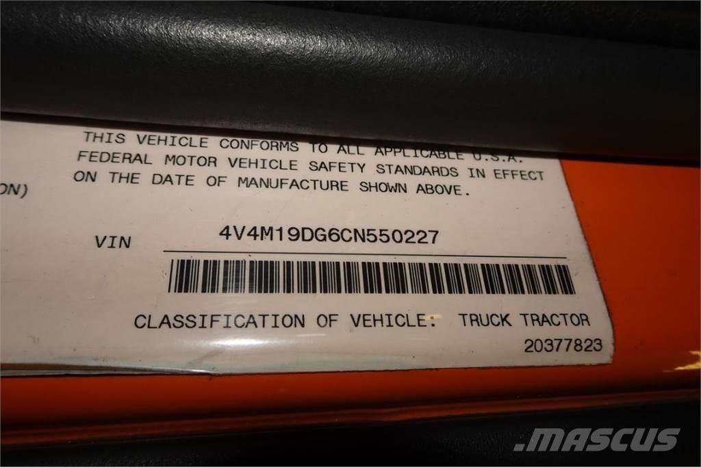 Volvo VNM42T Nákladné vozidlá bez nadstavby