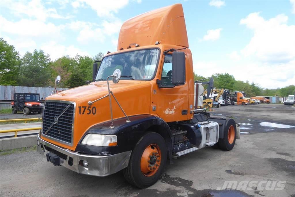 Volvo VNM42T Nákladné vozidlá bez nadstavby