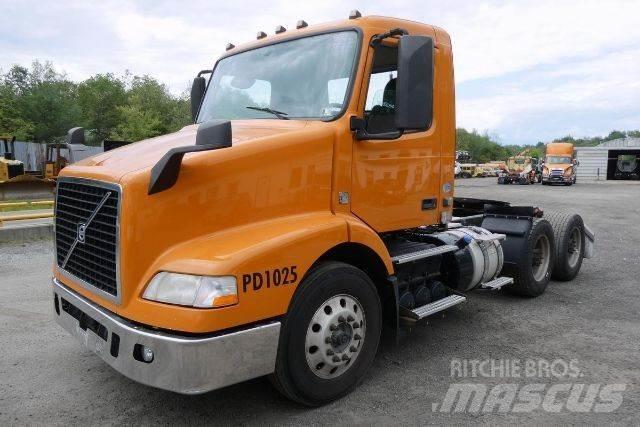 Volvo VNM64T Nákladné vozidlá bez nadstavby