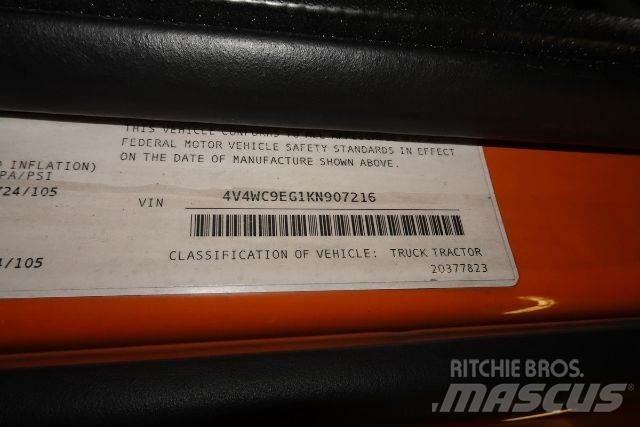 Volvo VNR64T300 Nákladné vozidlá bez nadstavby