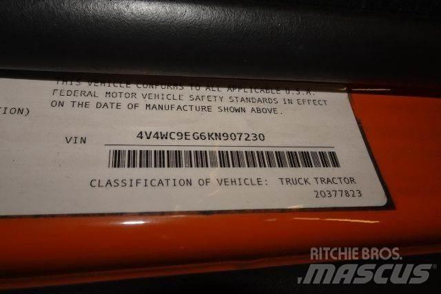 Volvo VNR64T300 Nákladné vozidlá bez nadstavby
