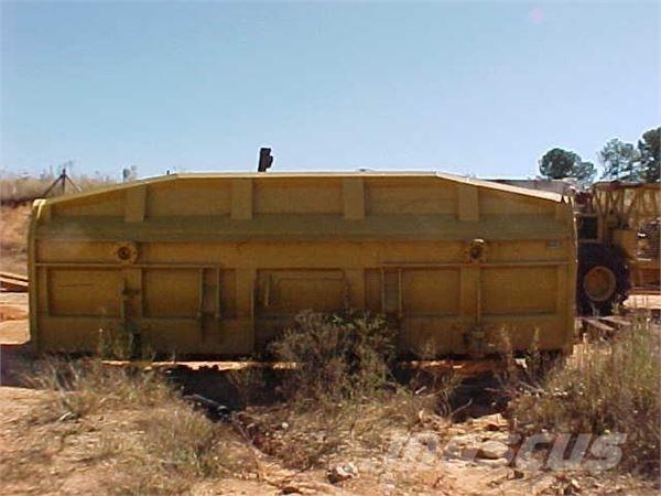 CAT D9H Stavebníctvo - ostatné