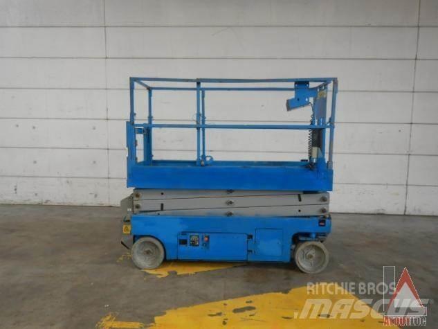 Genie GS-2032 Kĺbové plošiny
