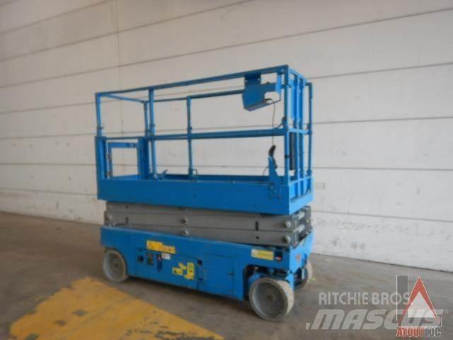 Genie GS-2032 Kĺbové plošiny