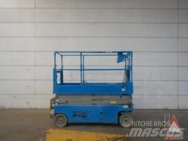 Genie GS-2032 Kĺbové plošiny