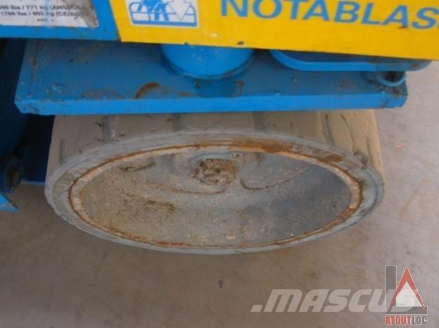 Genie GS-2032 Kĺbové plošiny