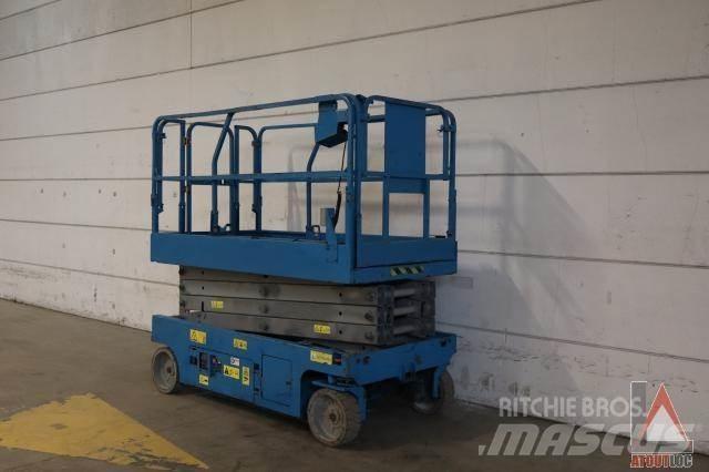 Genie GS-2646 Kĺbové plošiny