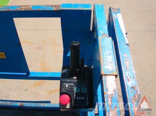 Genie GS-2669DC Kĺbové plošiny