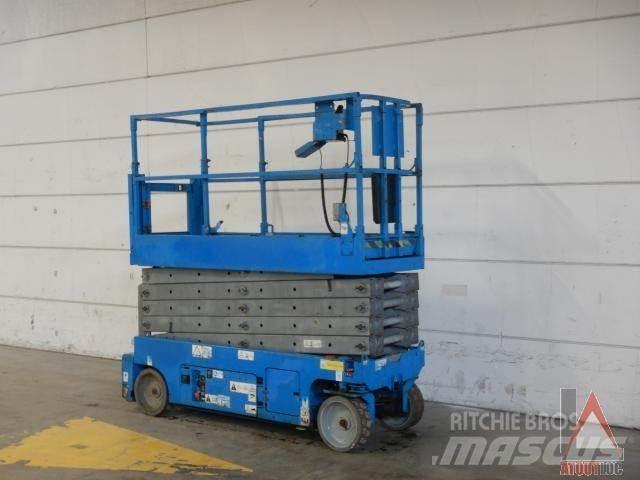 Genie GS-3232 Kĺbové plošiny