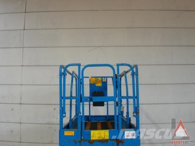 Genie GS-4047 Kĺbové plošiny
