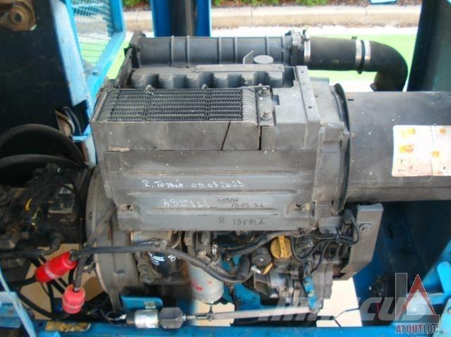 Genie GS-4390RT Kĺbové plošiny
