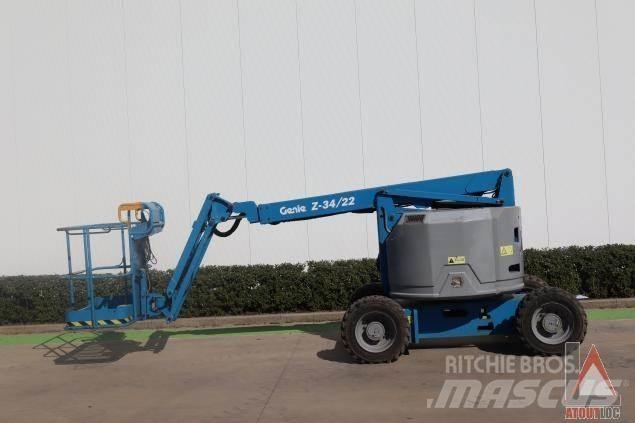 Genie Z34-22RT Kĺbové plošiny