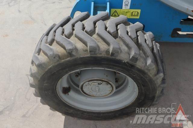 Genie Z34-22RT Kĺbové plošiny