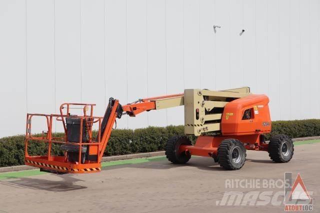 JLG 520AJ Kĺbové plošiny