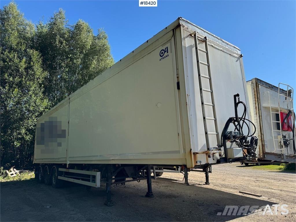  Atrans trailer Skriňové návesy