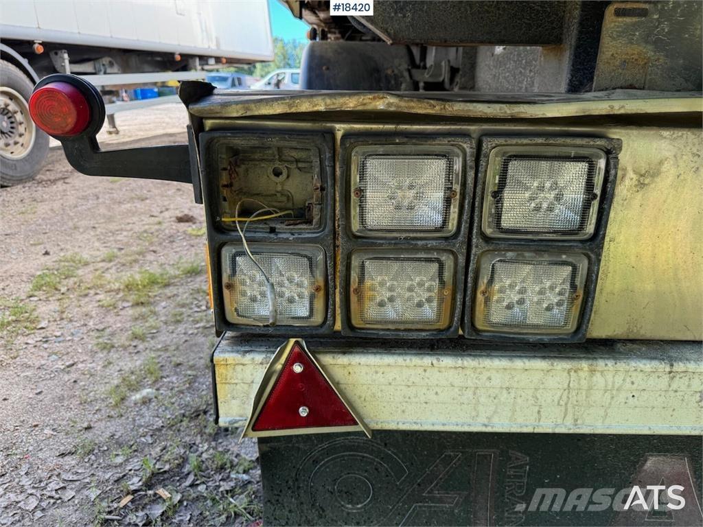  Atrans trailer Skriňové návesy