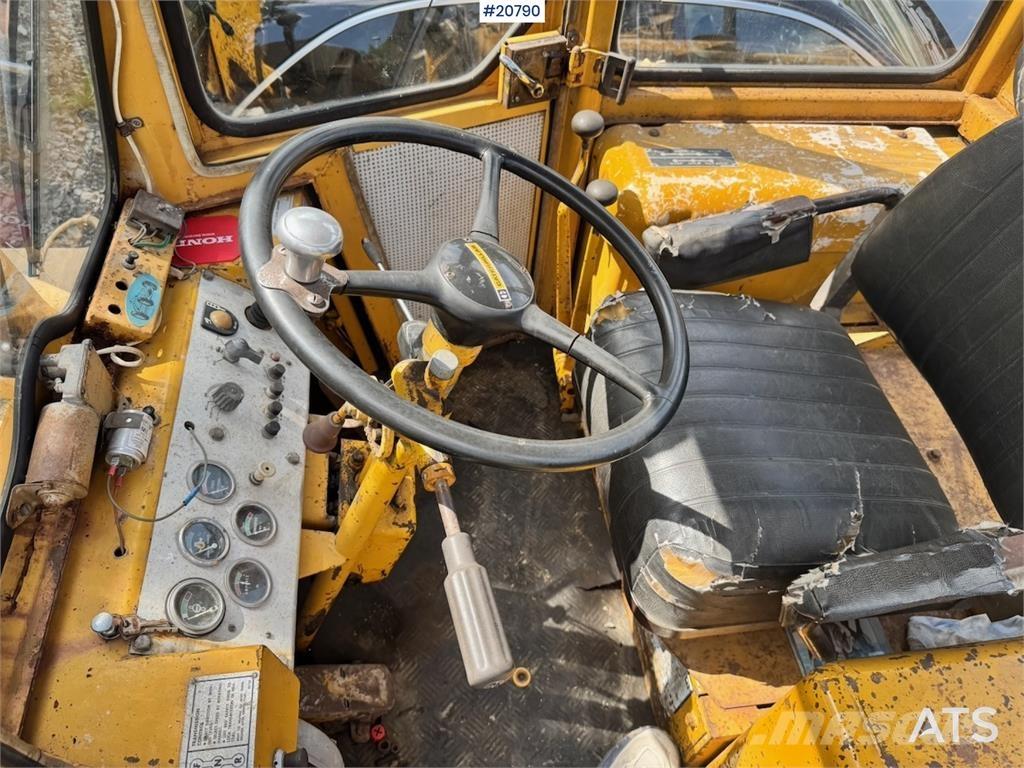CAT 920 Kolesové nakladače