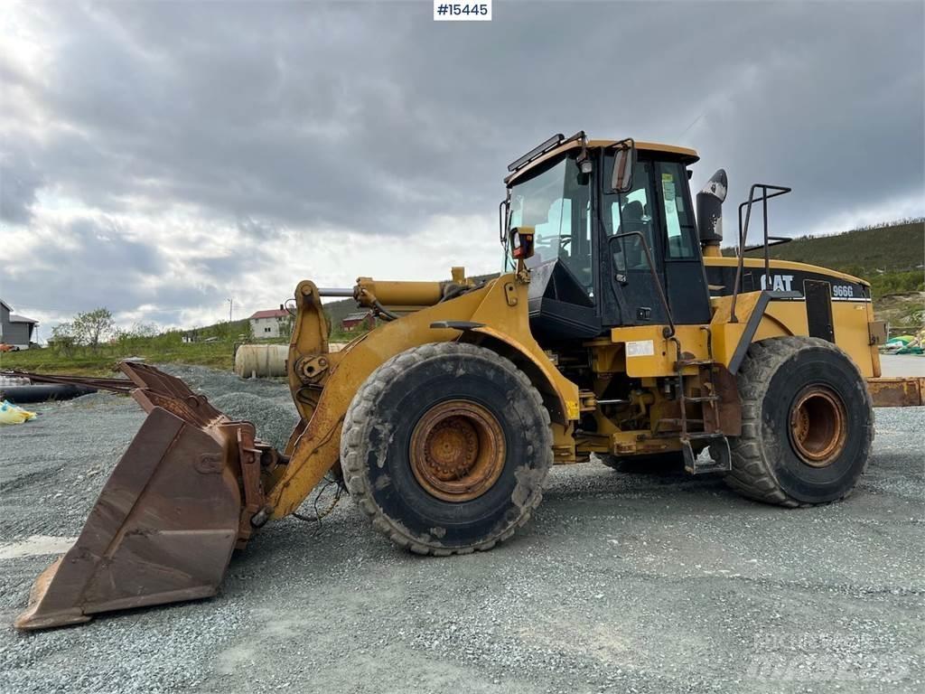 CAT 966G Kolesové nakladače