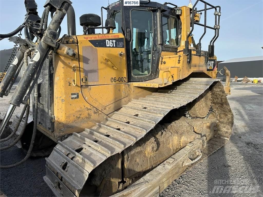 CAT D6T Pásové dozéry
