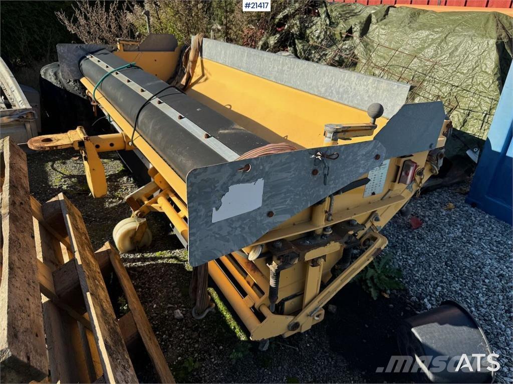 Falköping litter box Doprava – ostatné