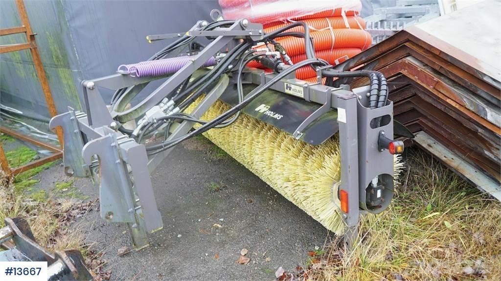 Holms SL-2.5 sweeper Stavebníctvo - ostatné