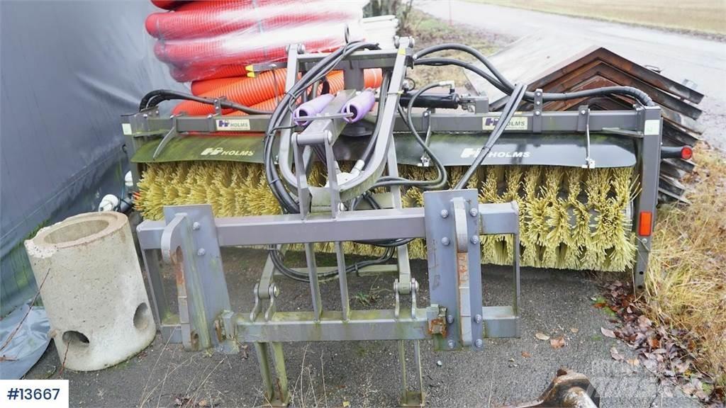 Holms SL-2.5 sweeper Stavebníctvo - ostatné