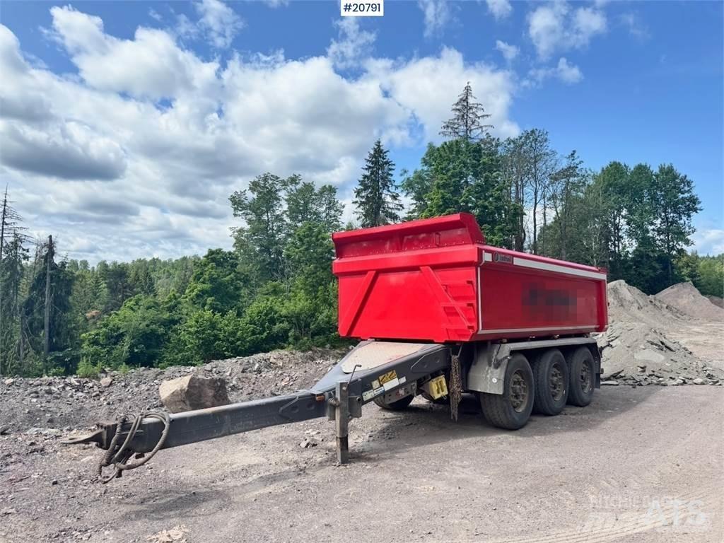 Istrail Trailer. Vyklápacie prívesy