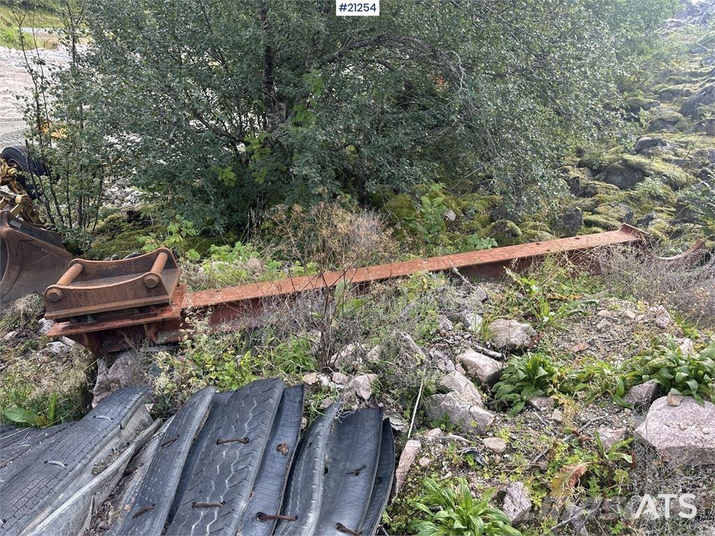  Jibb m/ S60 feste Stavebníctvo - ostatné