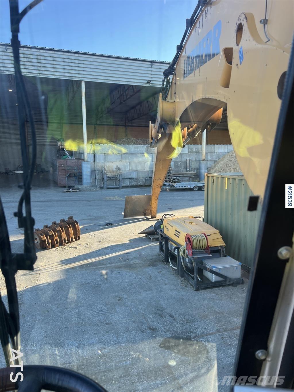 Liebherr A934C Kolesové rýpadlá