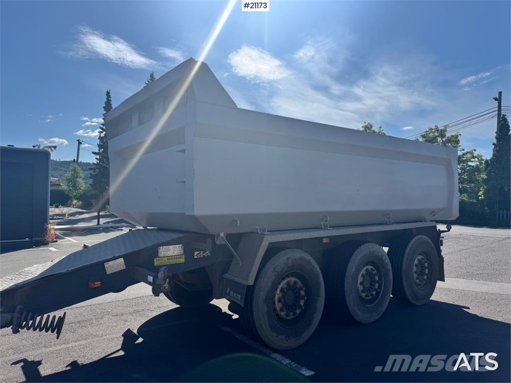 Maur Trailer. Vyklápacie prívesy