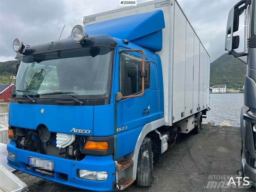 Mercedes-Benz 1523 Skriňová nadstavba
