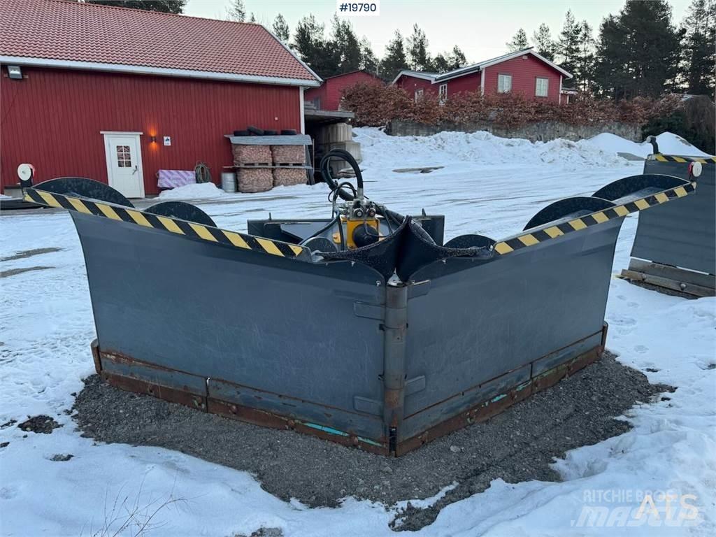 Stark NL3200 V-plow Stavebníctvo - ostatné