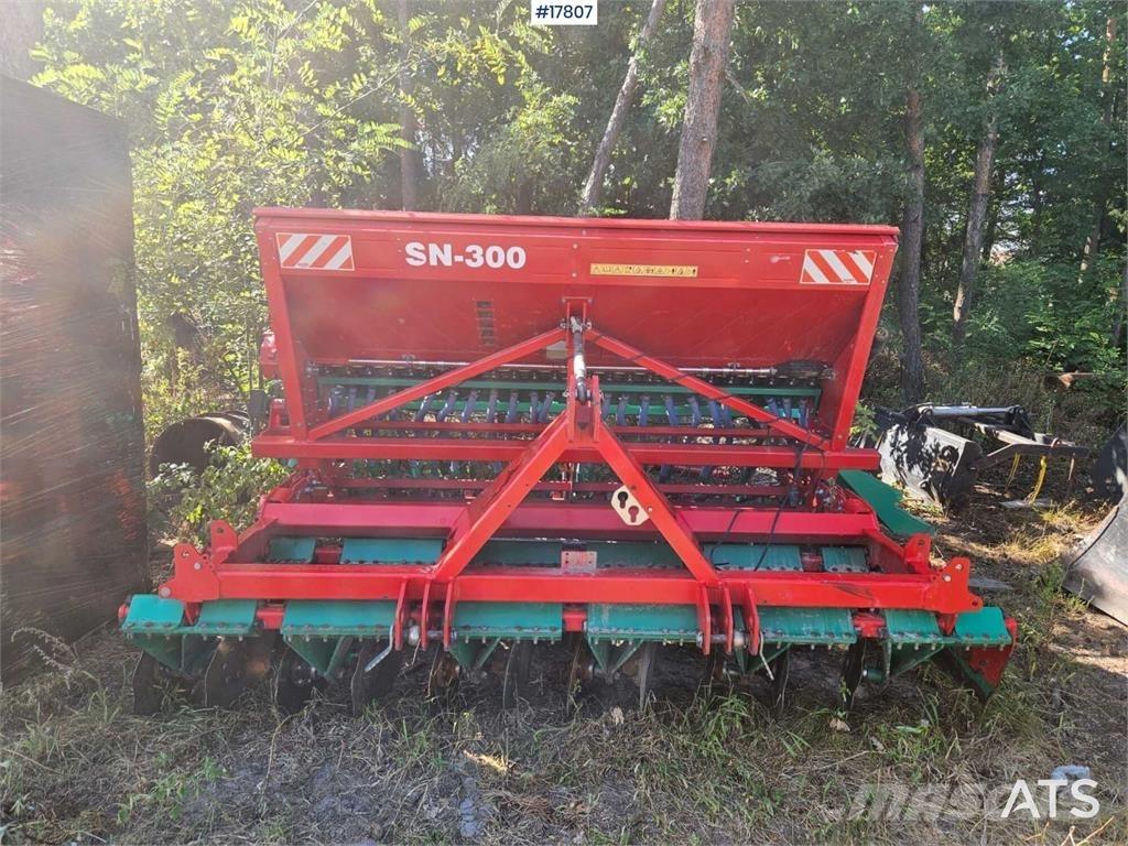Agromasz SN-300 Mechanické sejačky