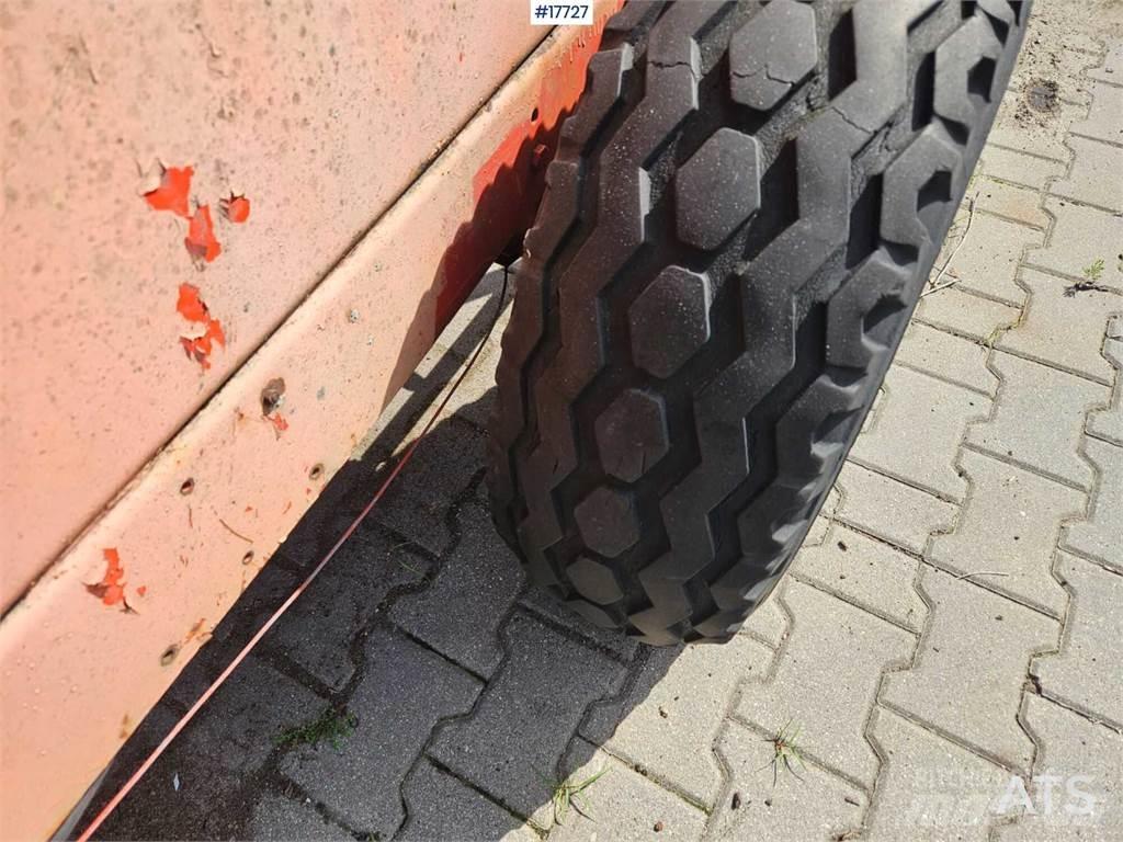 Agromet Z 224 Lisy na hranaté balíky