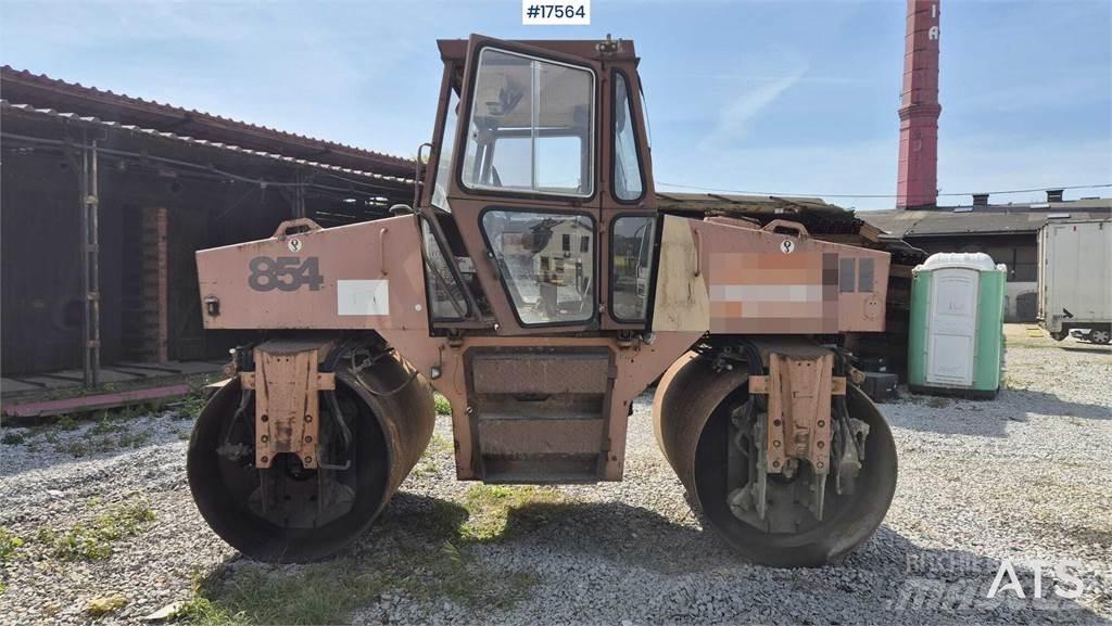 CASE Vibromax W 854 Tandemové valce