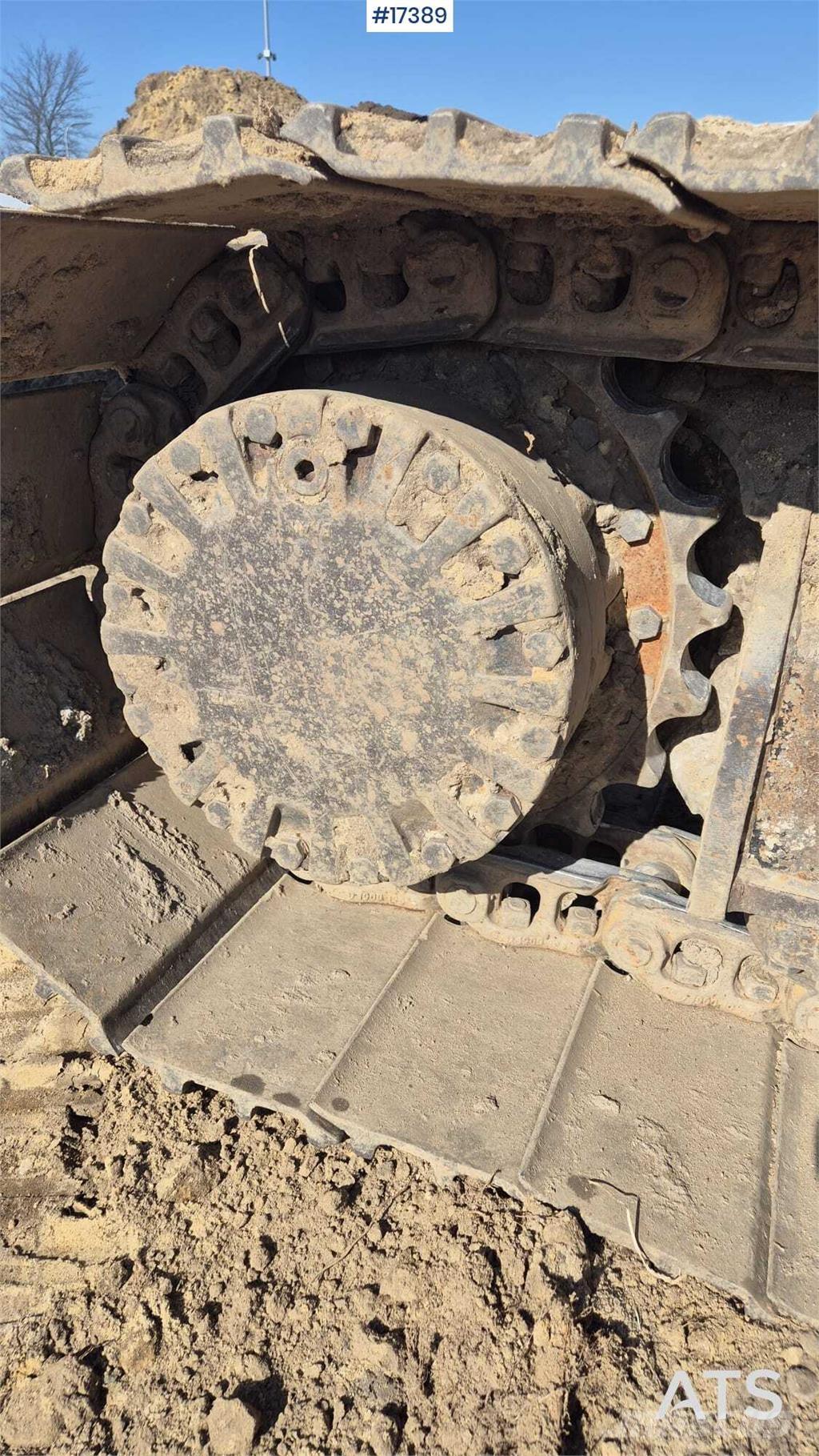 CAT 318C Pásové rýpadlá