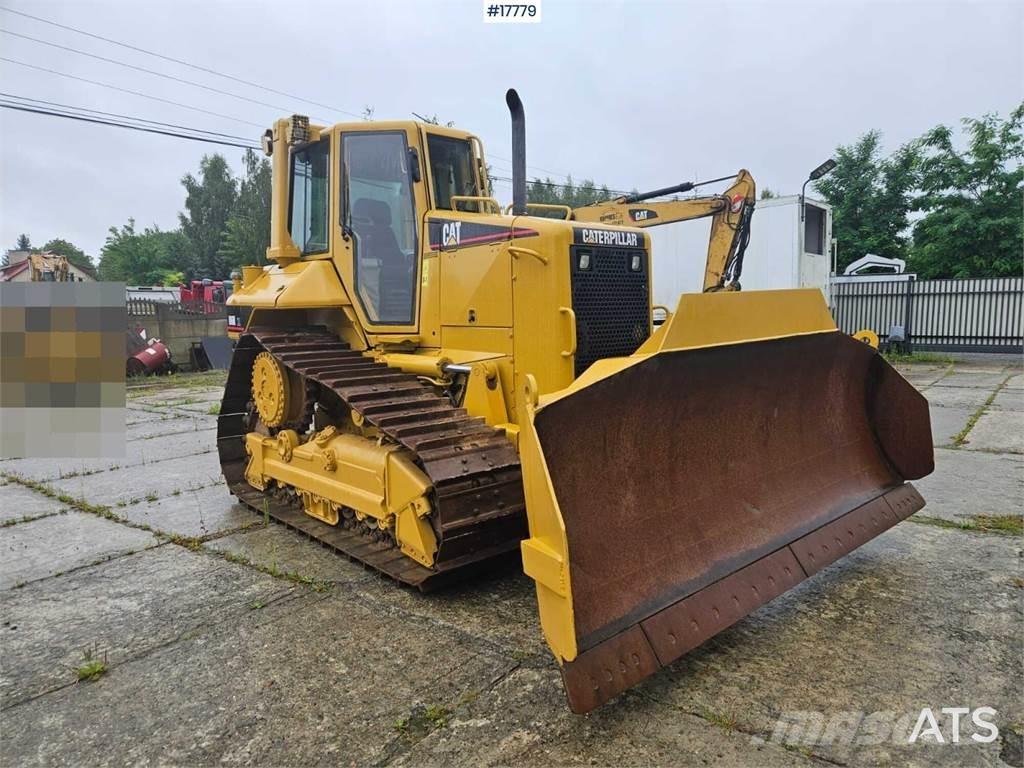 CAT D6NC Pásové dozéry